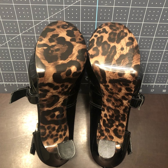 Guess Heels - Picture 5 of 5